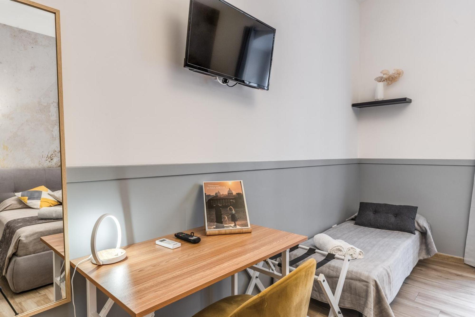 Nala Luxury Apartment With Terrace ローマ エクステリア 写真