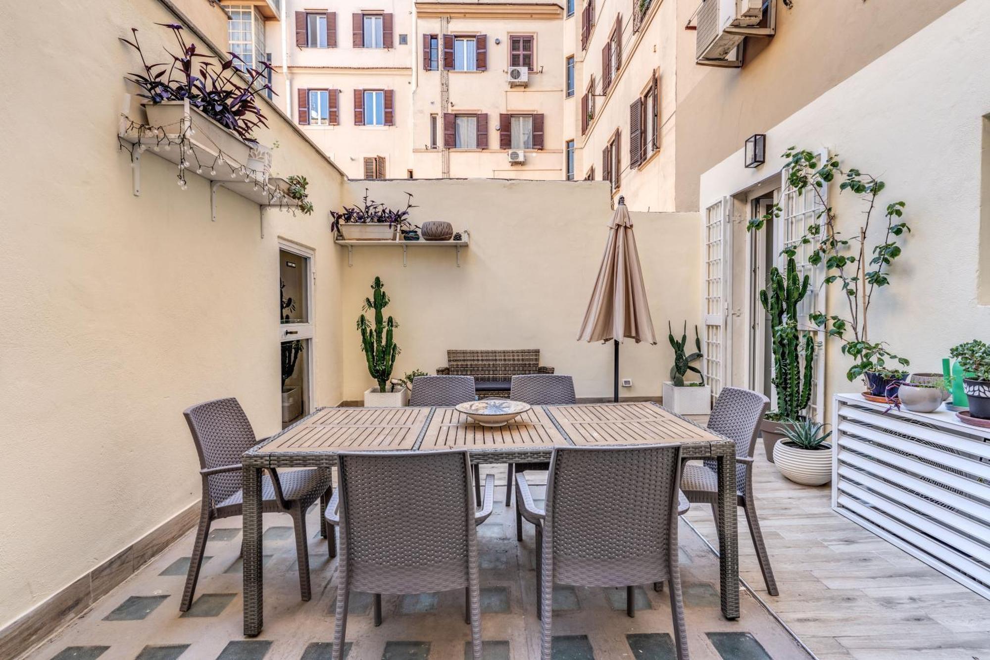 Nala Luxury Apartment With Terrace ローマ エクステリア 写真