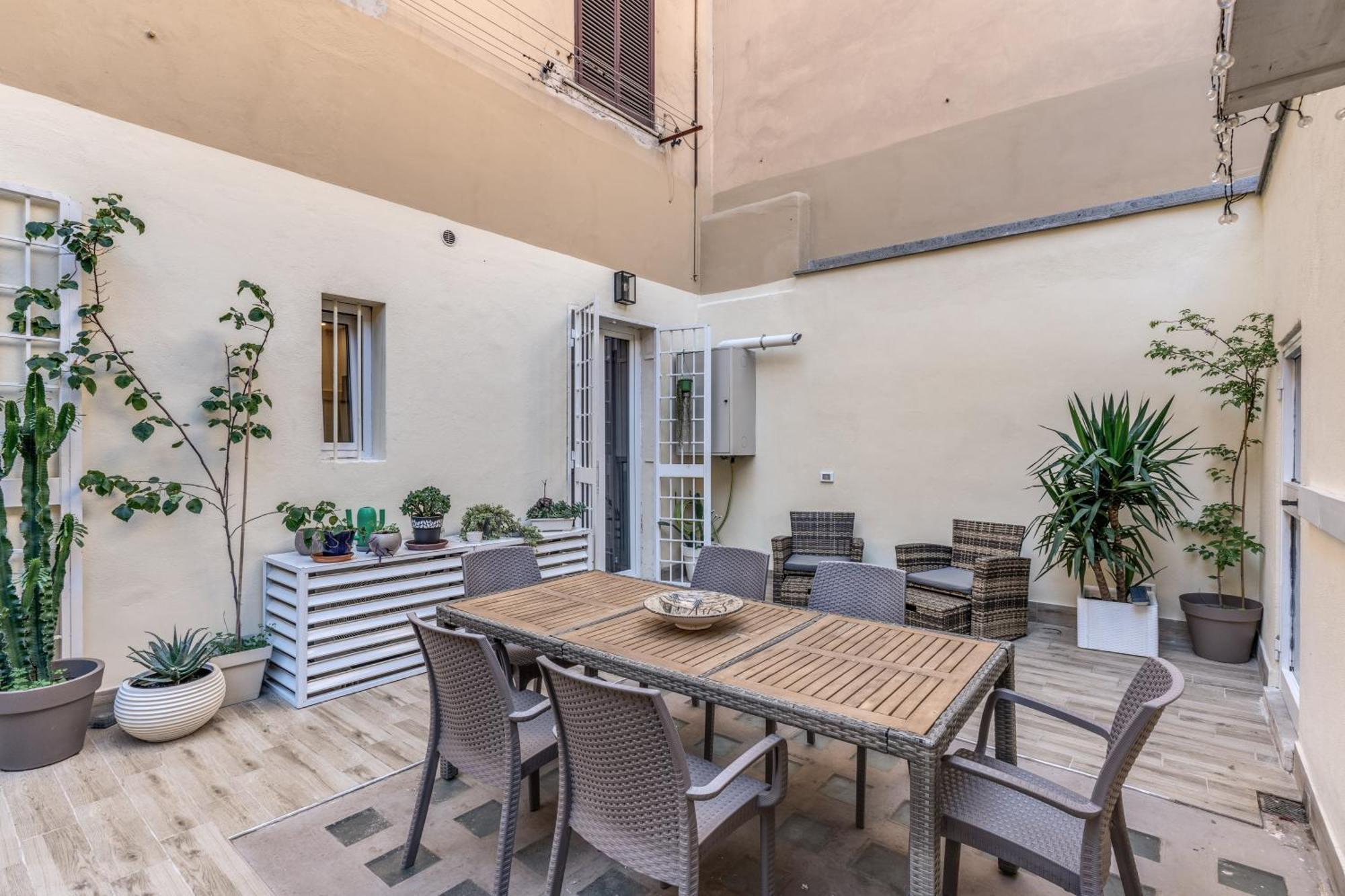 Nala Luxury Apartment With Terrace ローマ エクステリア 写真